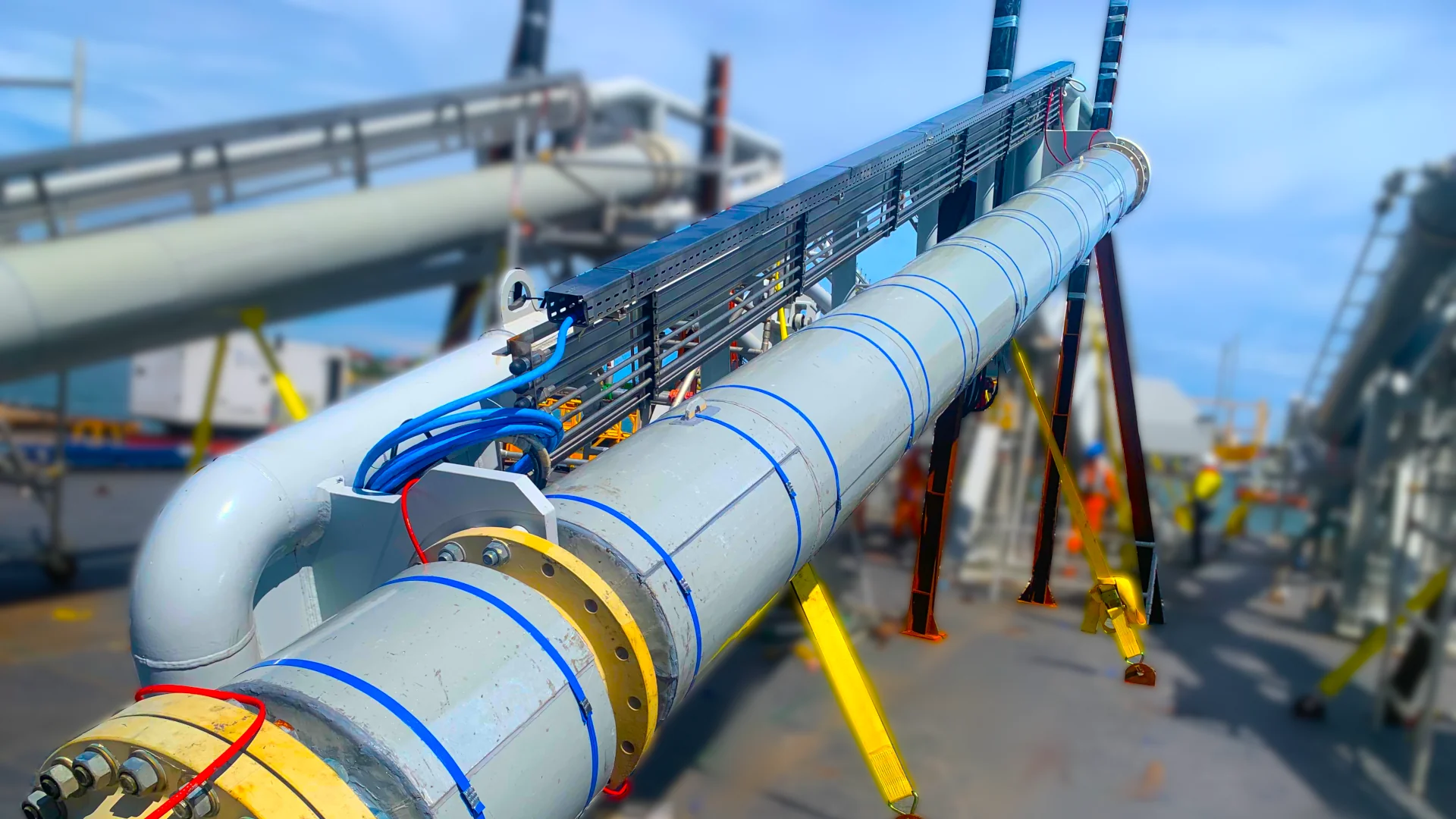 Insulation systems for loading and unloading equipment